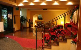 Savant Hotel